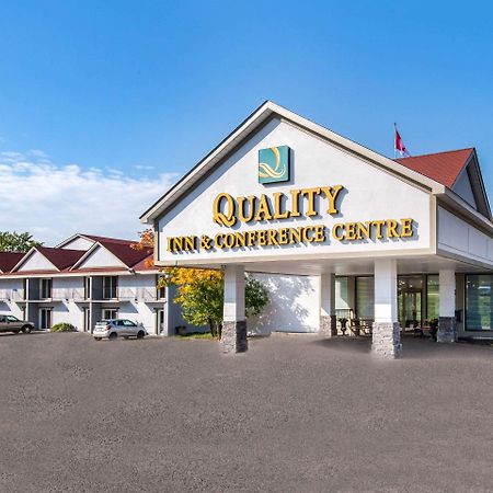 Quality Inn & Conference Centre Orillia Zewnętrze zdjęcie