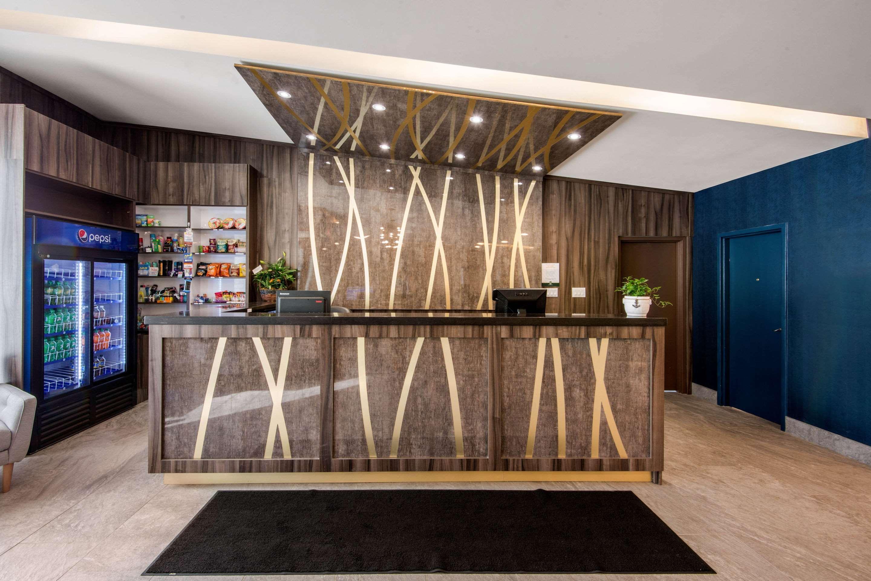 Quality Inn & Conference Centre Orillia Zewnętrze zdjęcie